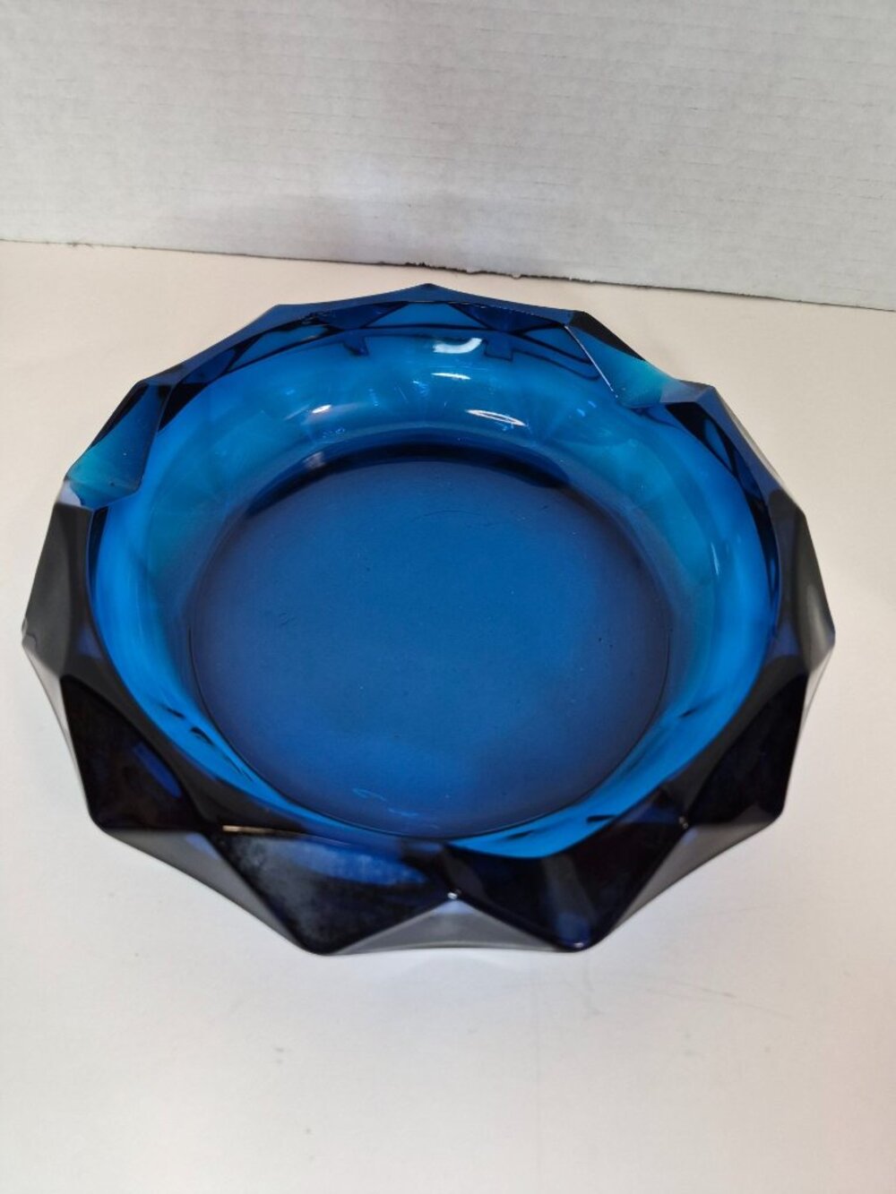 Viking Blue Cigar Lounge Bar Glass Round Art Classic Smoke Diamond Ashtray